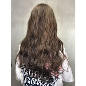 ミディアム　スタイル　巻髪レイヤー