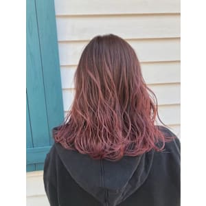 ピンクブラウン