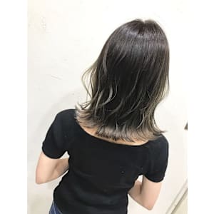 裾カラー　アッシュ