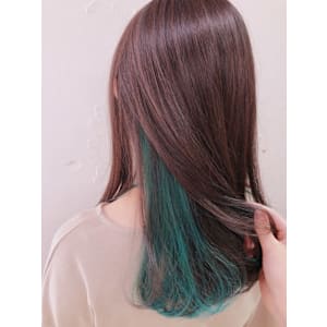 インナーカラー　グリーン