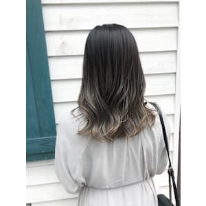 グラデーションカラー　ベージュ