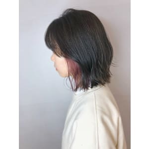 インナーカラー　ピンクベージュ