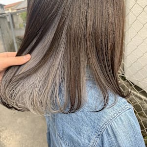 インナーカラー　グレージュ