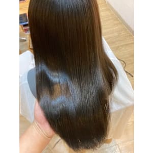 お客様髪質改善データ1322(梅雨はアッシュの理由)