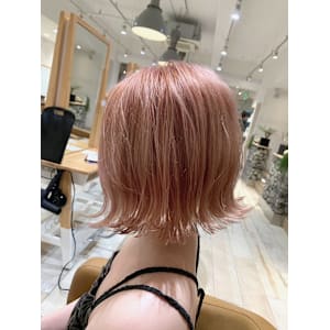 きりっぱなしボブ/サーモンピンク
