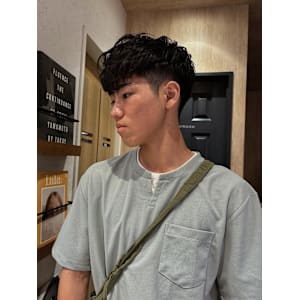 スペインカール／メンズパーマ