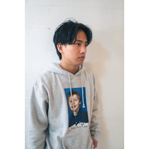 カジュアルなセンターパート【e's 諸星】