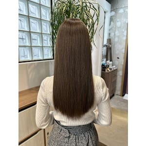 ナチュラルワンレンロング／透明感カラー／グレージュ