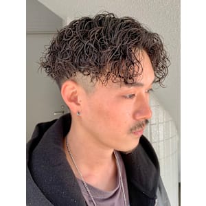 アッシュブラック/カルマパーマ/ベリーショート