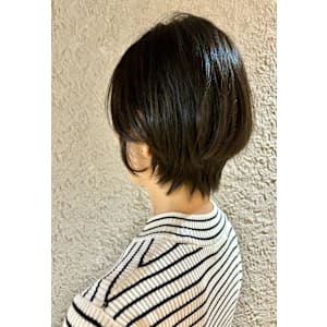 大人ボブひし形シルエット