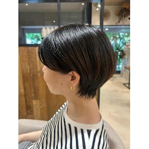 fleur岩政/くびれショート/30代40代/薬院