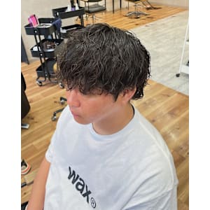 緩めのツイストスパイラルパーマ