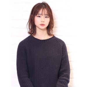 切りっぱなしボブ　ミディ