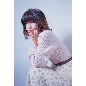 フェミニンボブ