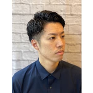 ふわっとかき上げ毛流れパーマ