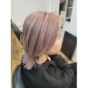 ホワイトベージュ×ウルフ　ミディアム/20代/30代