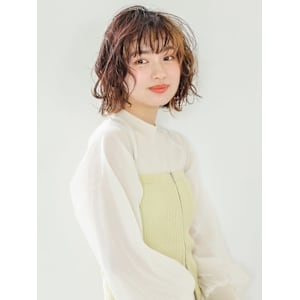 大人に似合う甘めボブ