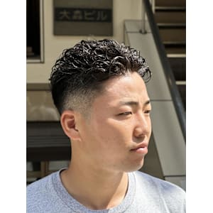 ウェーブパーマ　フェード　ショートパーマ