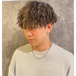 ツイストスパイラル×ハイライト - ALLYS umeda【アリーズ　ウメダ】掲載中