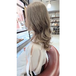 明るい白髪染め　白髪染めを使わない方法で白髪を染めるお店 - Lourdes hair design【ルルドヘアーデザイン】掲載中