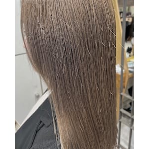 ブリーチなしイルミナカラー透き通るbeige◎平谷英実