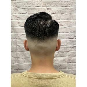 フェード/スキンフェード/七三分け/バーバー/刈り上げ