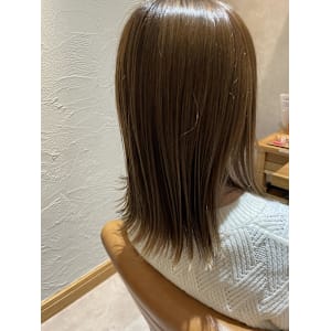 ハイライト×ベージュカラー