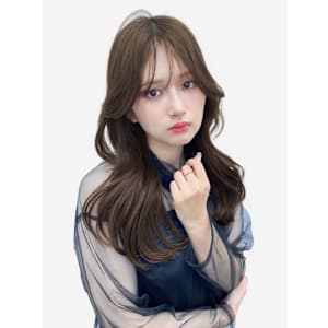 韓国風サイドバング艶感アッシュグレージュヨシンモリヘア