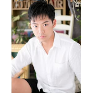 刈り上げ＆ツーブロックのウェットショート　アッシュブラック