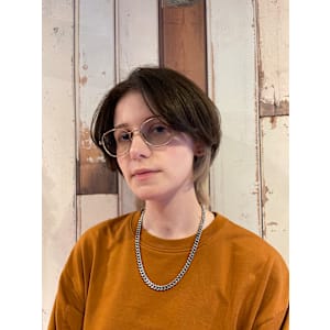 インナーカラ×ウルフカット