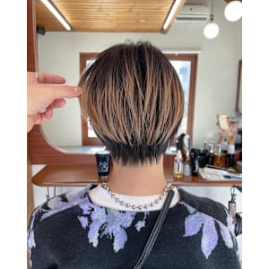 ショート×デザインカラー