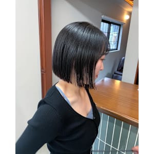 黒髪ボブ