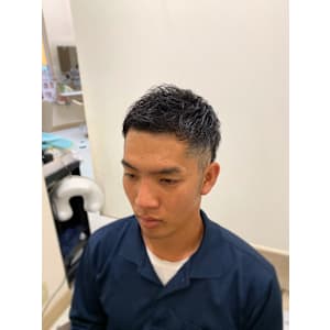 ツーブロベリーショート