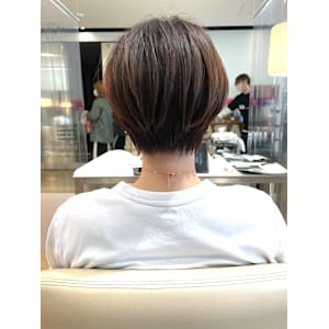 くびれショート1