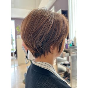 ショートヘア