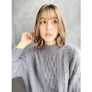 20代30代40代　小顔×くびれレイヤー