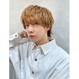 kisaiBUZZ＊岬弘人　ブリーチカラー/垢抜けショート