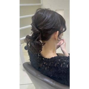 ボブのアップスタイル