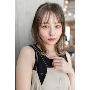 Carelly 武蔵小杉×ロング - Carelly 髪質改善トリートメント&ヘッドスパ 武蔵小杉【ケアリー カミシツカイゼントリートメントアンドヘッドスパ ムサシコスギ】掲載中