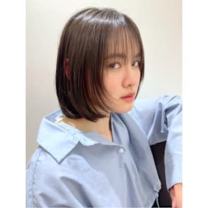 レイヤーボブ　フェイスレイヤー　透明感　ラテベージュ