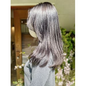 レイヤーカット　グレージュ　ロングレイヤー　20代30代