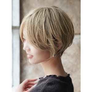 大人ショートボブ丸みショートカットマッシュショート前髪あり