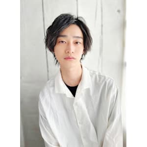 20代30代40代　黒髪×シークレットパーマ