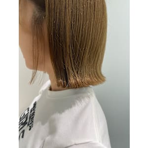 切りっぱなしミニボブ