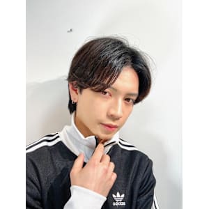 ワンカールパーマセンターパート