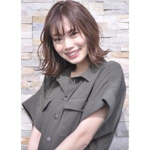 垢ぬけ叶うピンクグレージュ（グレー×ベージュ）