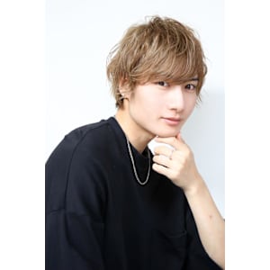 カット/ヘッドスパ/メンズ/眉毛/パーマ/マンツーマン