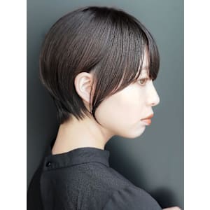 大人ショートボブ丸みショートカットマッシュショート前髪あり