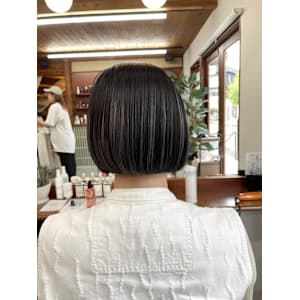 ボブ×デザインカラー