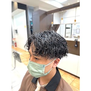 波巻きアップバングショート